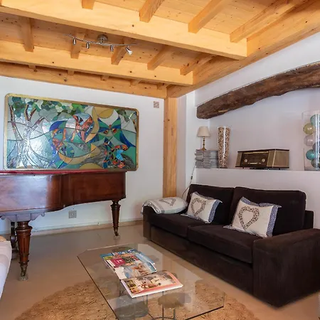 منزل ريفي Le Grand Paris La Maison De