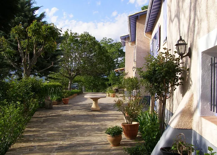 Le Grand Paris La Maison De Séjour à la campagne *